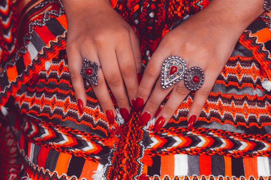 Aesthetic Nail Designs - Aesthetic Clean Girl Acrylic Nail Designs for a Minimalist Look