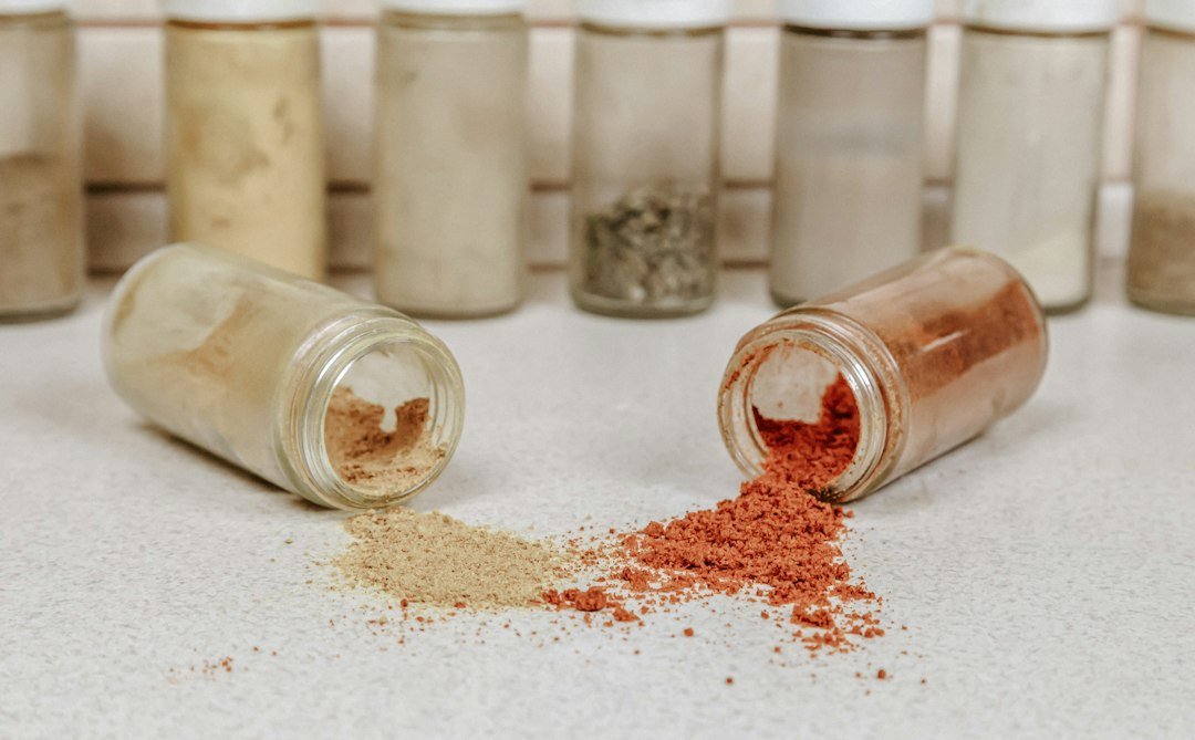 Acrylic Powder Mixing - Common Mistakes to Avoid When Mixing Acrylic Powder Colors