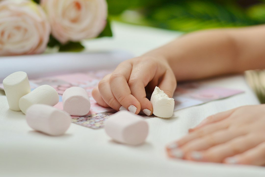 Press On Nails - Removing Press-On Nails Without Acetone