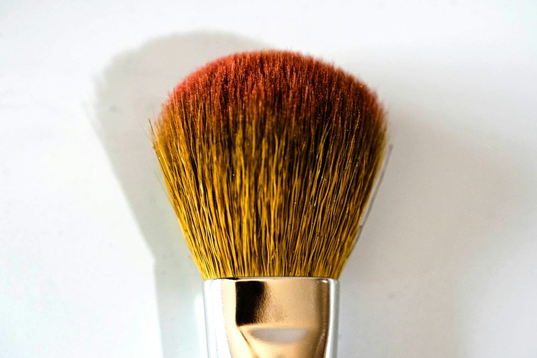 Nail Brush - The Ultimate Nail Brush Guide